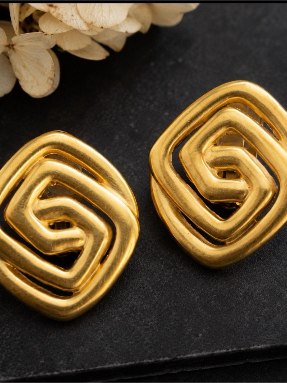 Vintage 80s Sculptural Gold Geometric Spiral Clip-On Satin Finish Earrings